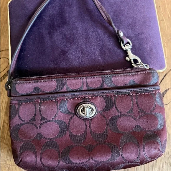 Coach  Burgundy Wristlet - Picture 4 of 6